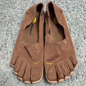 Vibram Brown FiveFingers Shoes